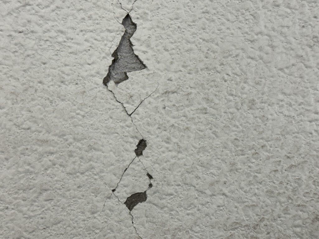 ひび